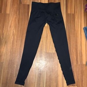 Women’s Pursue Fitness Leggings Preowned Size SMALL